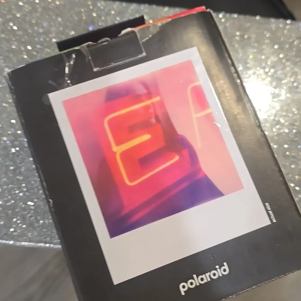 Polaroid‎ Now Instant Camera- White